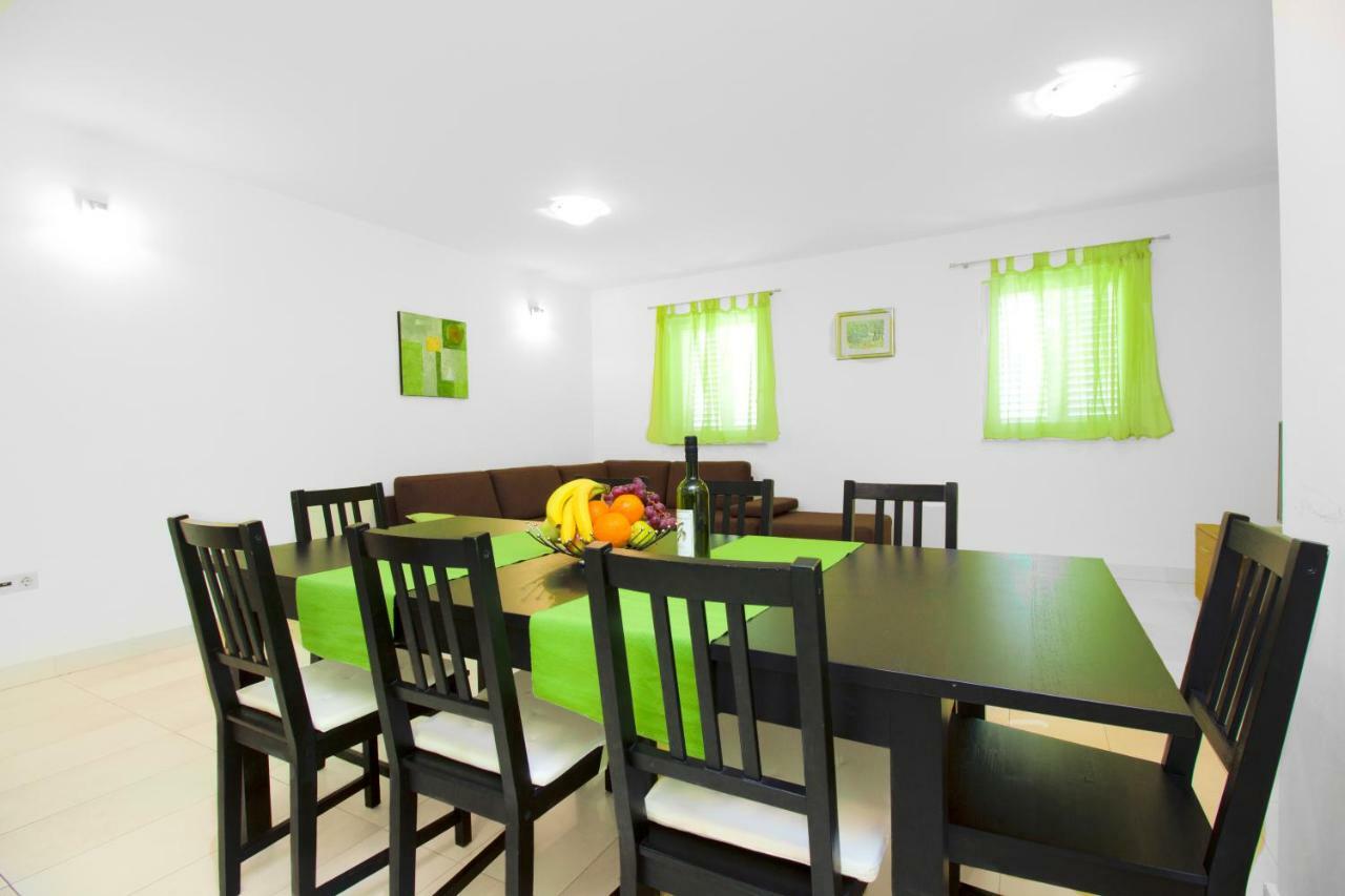 Apartmani Gnjidic Srima Exterior photo